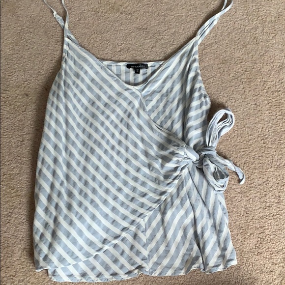 Knot top - Picture 1 of 4